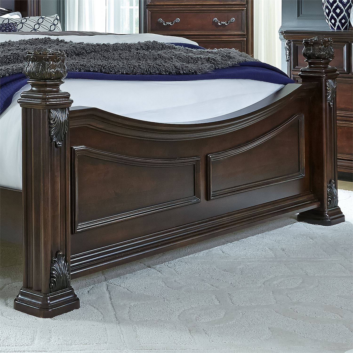 Freedom Furniture Messina Estates Bedroom 737BRQPS Queen Poster Bed